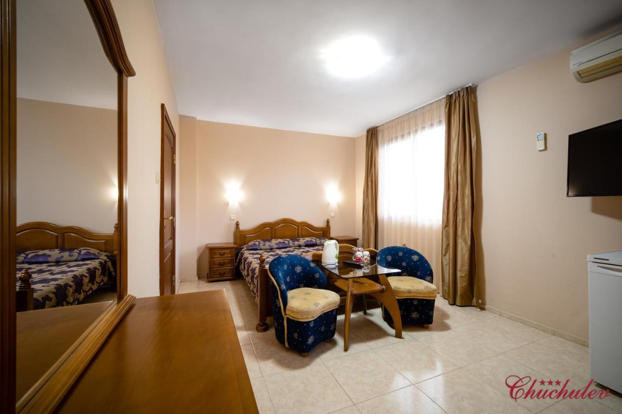 Hotel Chuchulev Sozopol Exteriör bild