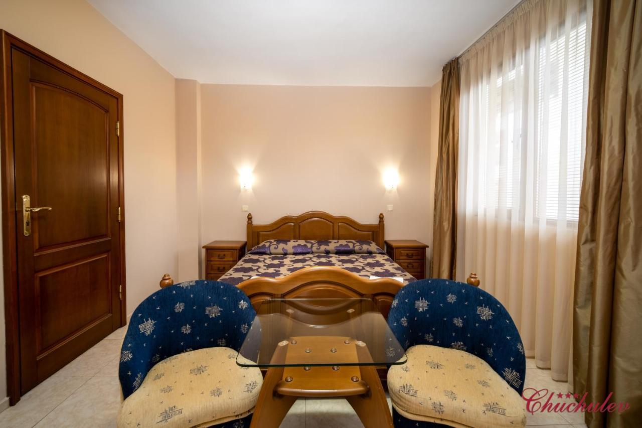 Hotel Chuchulev Sozopol Exteriör bild